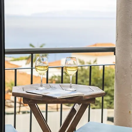 Sea View *